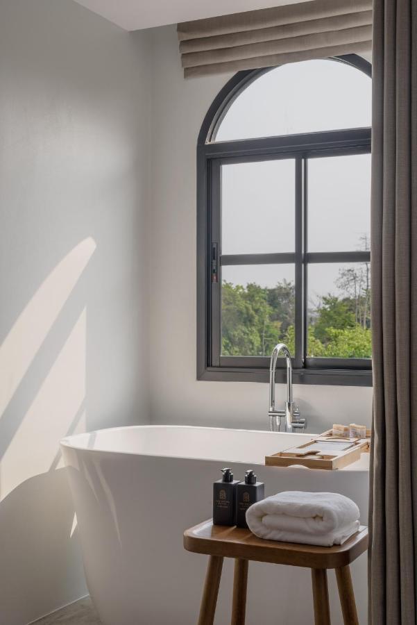 צ'נטאבורי The Motifs Eco Hotel - Sha Extra Plus מראה חיצוני תמונה